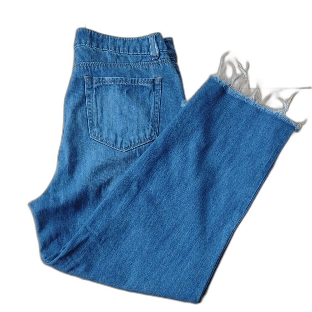 Wax Jean High Rise Distressed Rough Hem Mom Jeans Size 11/30